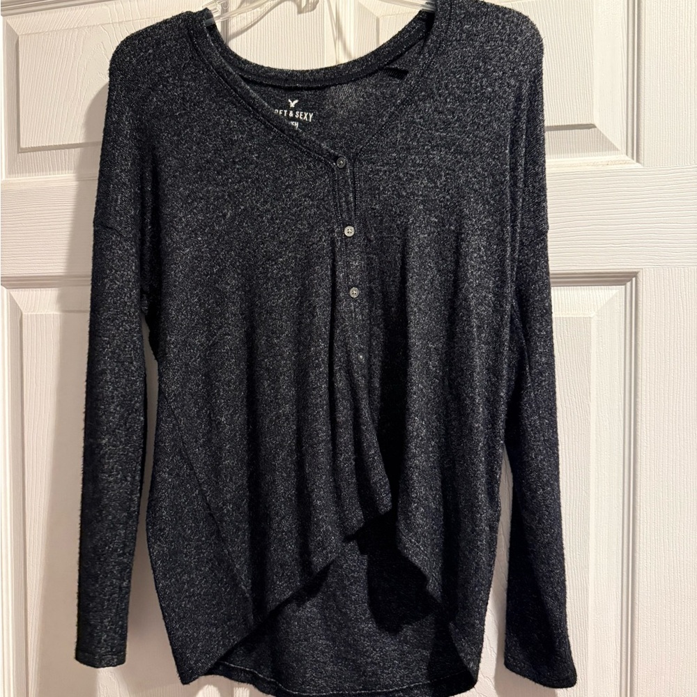 American Eagle Outfitters Black Heathered Long-Sleeve Henley